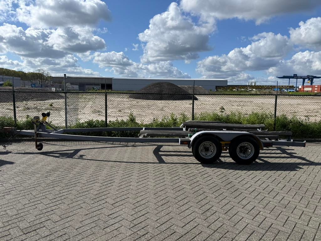 Amerikaanse dubbel-as boottrailer, Watersport en Boten, Boottrailers, Ophalen of Verzenden, Gebruikt, 6 tot 9 meter, Dubbelassig (tandemas)