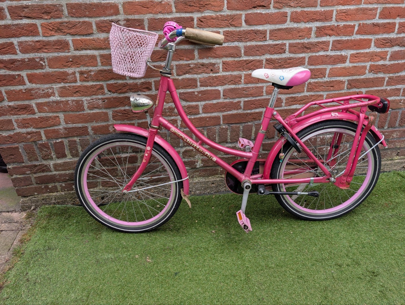 Roze kinderfiets 20 inch met mandje en bagagedrager, Ophalen, Gebruikt, Spirit, Terugtraprem