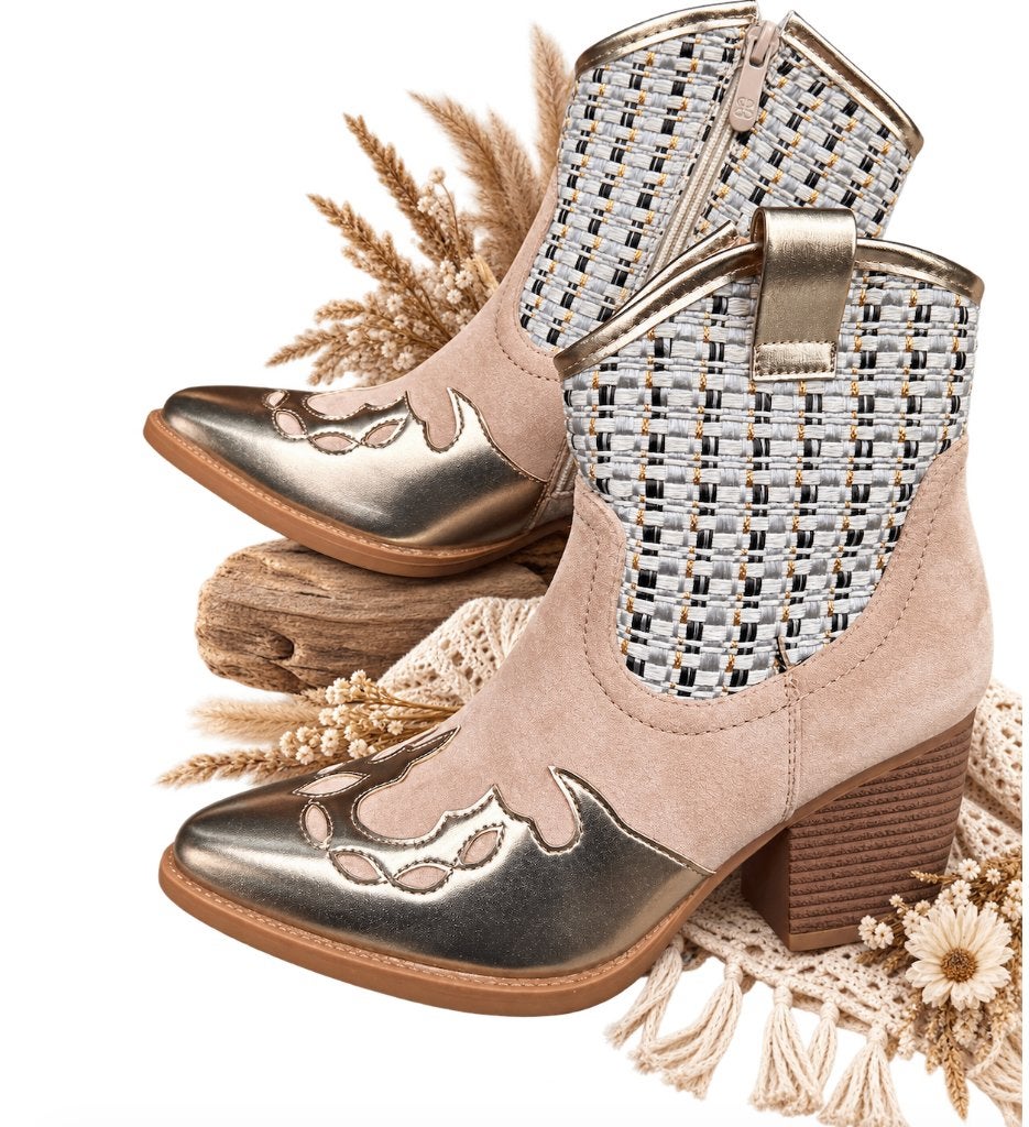 Cowboy enkelboots golden touch Maat 39, Beige, Lage of Enkellaarzen, Nieuw, Ophalen of Verzenden