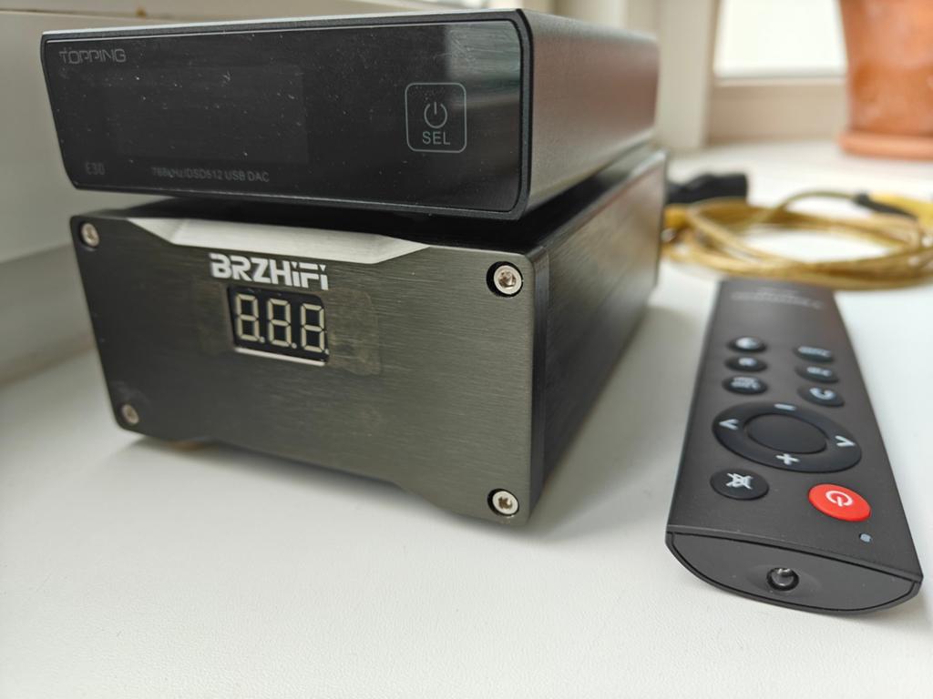 Topping E30 DAC met originele AKM chip en LPS, Audio, Tv en Foto, Converters, Ophalen of Verzenden, Zo goed als nieuw