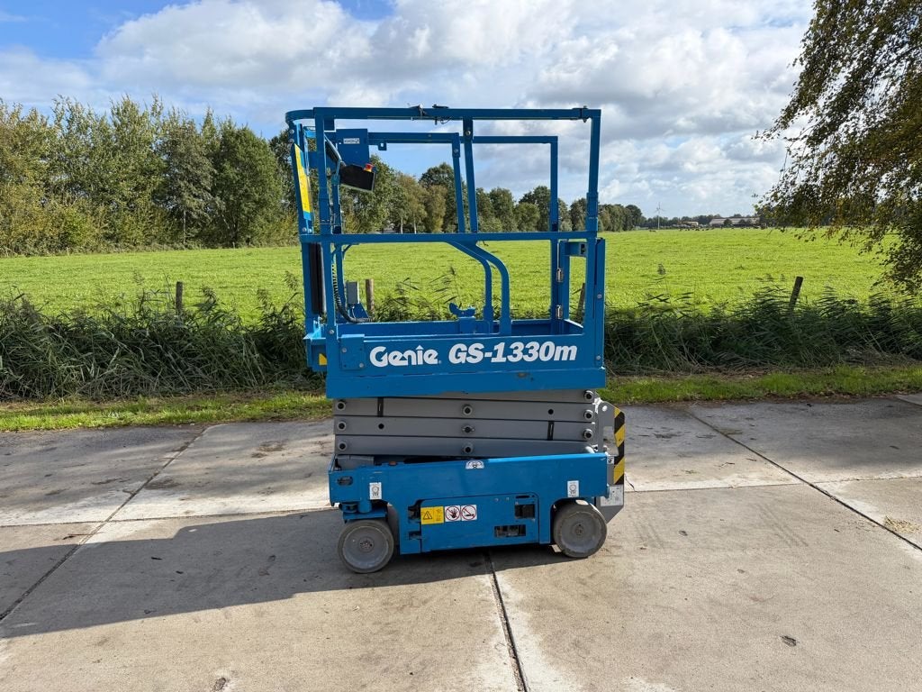 Genie GS 1330m wielschaarlift, Zakelijke goederen