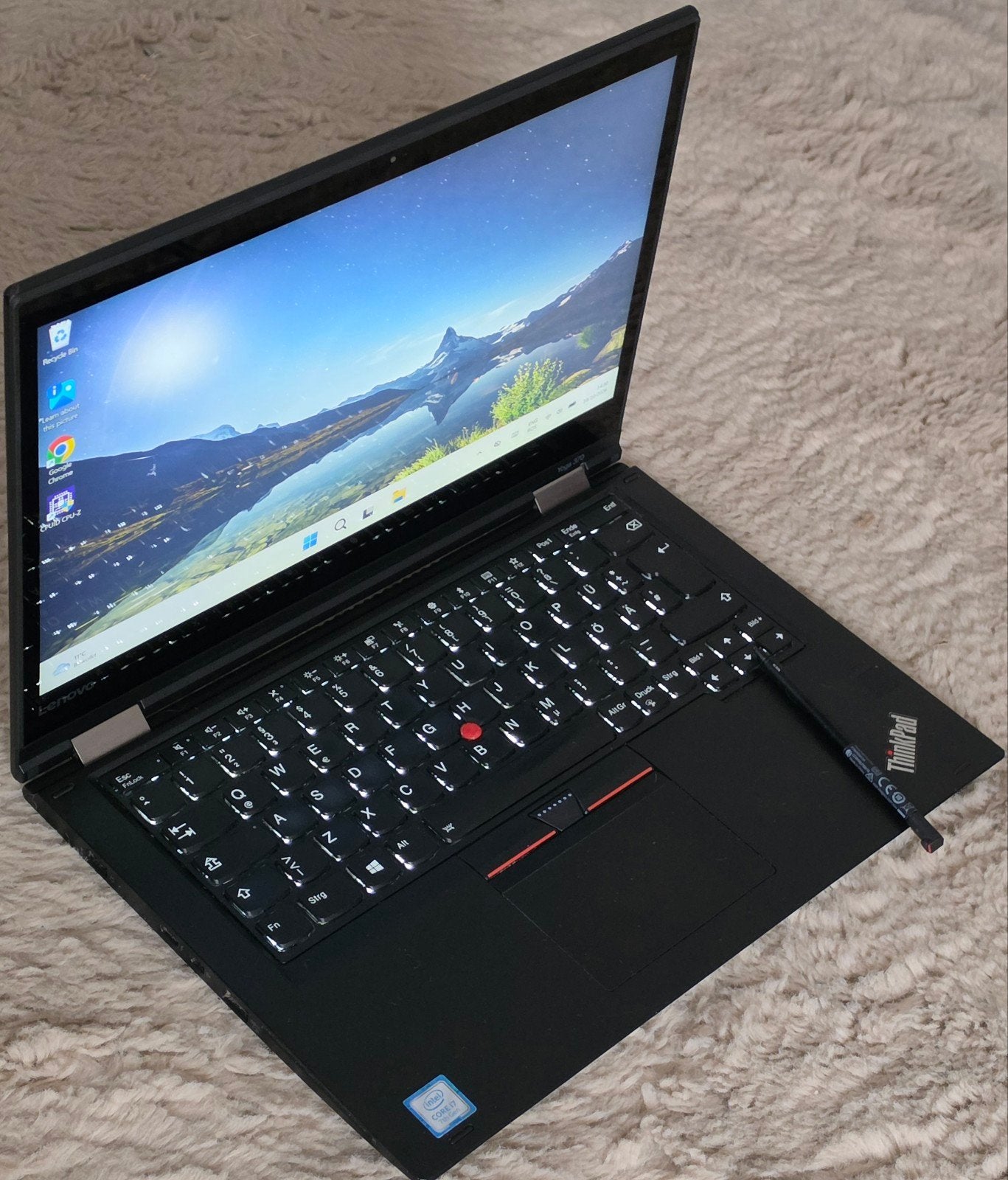 Lenovo Yoga 370 / Touchscreen met Stylus., 2 tot 3 Ghz, Qwerty, 13 inch, Intel® Core™ i7 