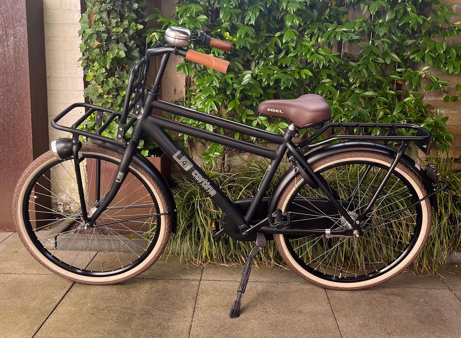 Cortina transportfiets 24 inch. Drie versnellingen izgst!, Fietsen en Brommers, Fietsen | Jongens, Ophalen, Zo goed als nieuw