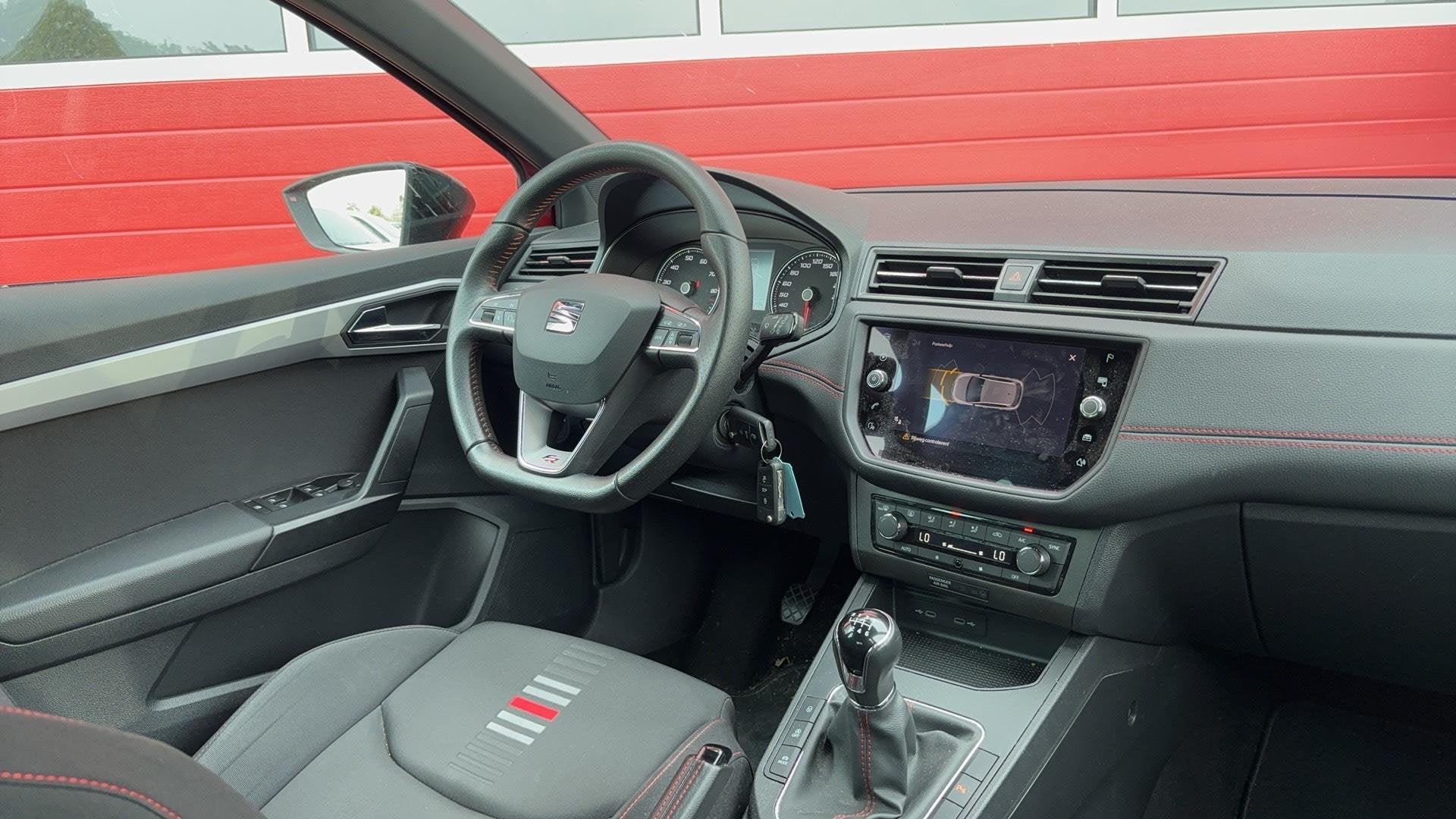 SEAT Ibiza 1.0 TSI FR Business Intense CAMERA / CARPLAY / NA, Stof, Ibiza, Origineel Nederlands, Bedrijf