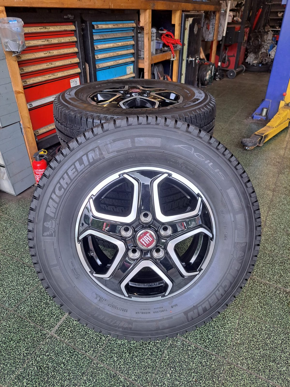Fiat Ducato Camper Velgen + Michelin Agilis Camperbanden, Auto-onderdelen, Banden en Velgen, Ophalen, Bestelwagen, 16 inch, Banden en Velgen