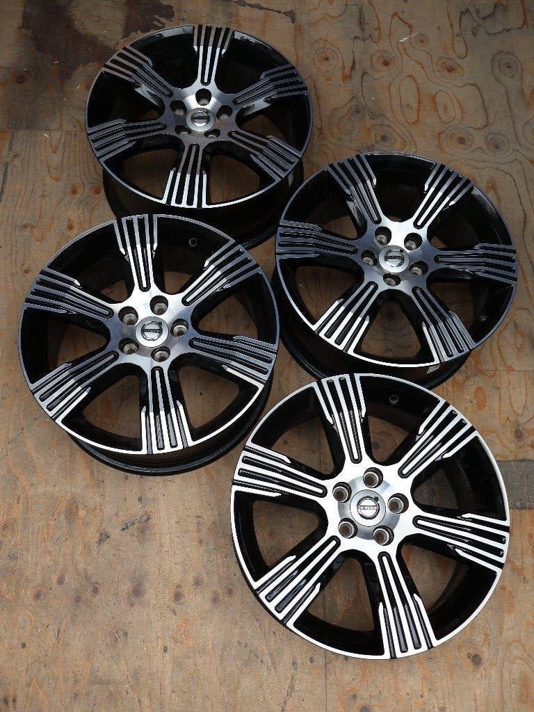 18 inch Originele Volvo velgset (31471552) Adv.10, Ophalen, 18 inch, Gebruikt, 31471552-1