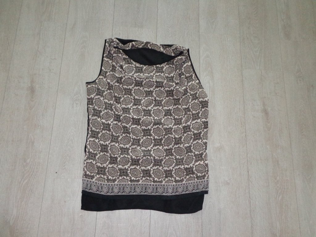 prachtige damestop van Gold Hawk, maat M, Kleding | Dames, Tops, Ophalen of Verzenden, Gedragen, Maat 38/40 (M), Zonder mouw