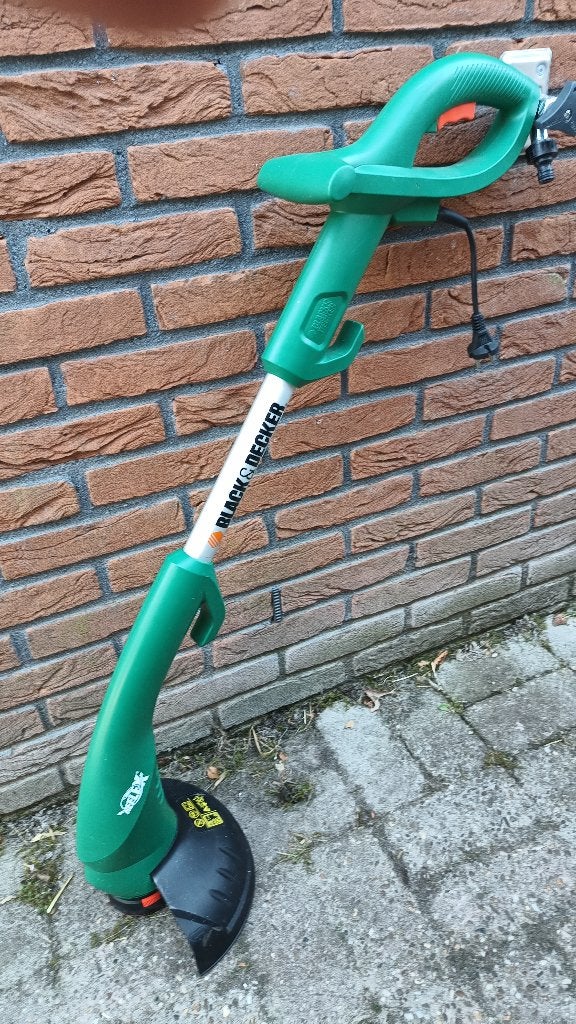 Black & Decker Grastrimmer Kantjesmaaier, Nieuw!, Ophalen, Nieuw, Black & Decker, 10 tot 30 cm