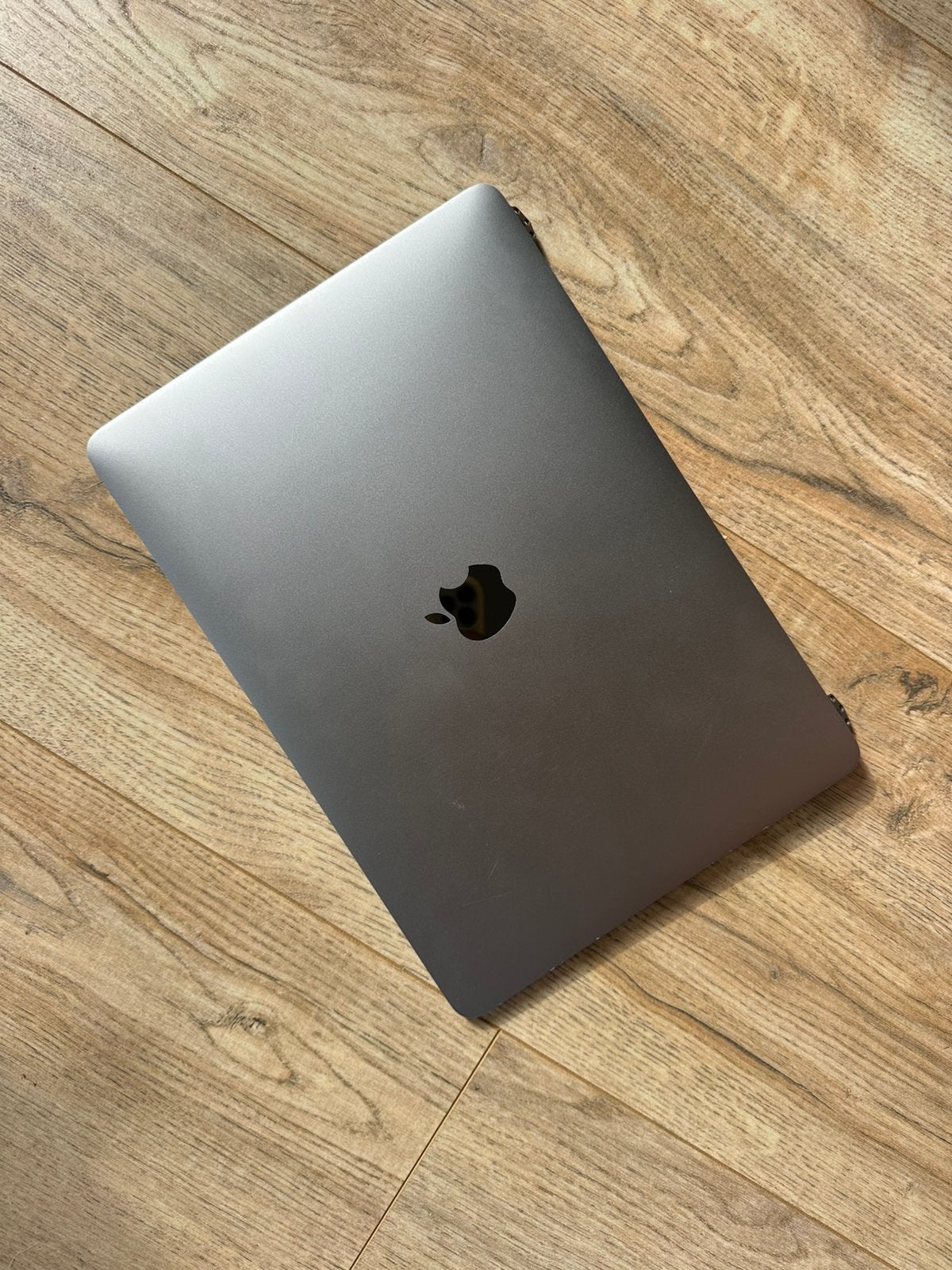 Macbook pro screen, Computers en Software, Apple Macbooks, 2 tot 3 Ghz, 15 inch, Zo goed als nieuw, Ophalen