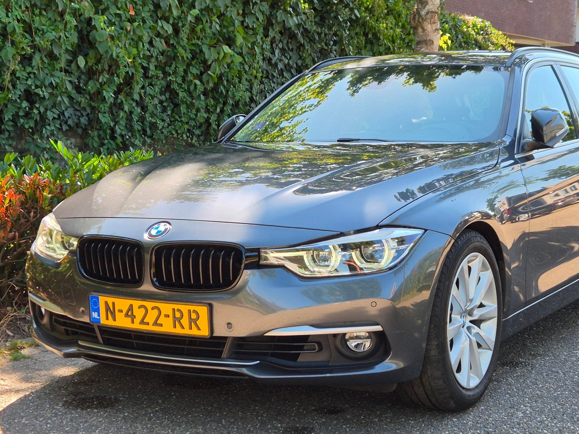BMW 3-serie Touring 320i X Drive Luxury Edition Apple CarPla, Auto's, Automaat, 4 cilinders, Leder, Vierwielaandrijving
