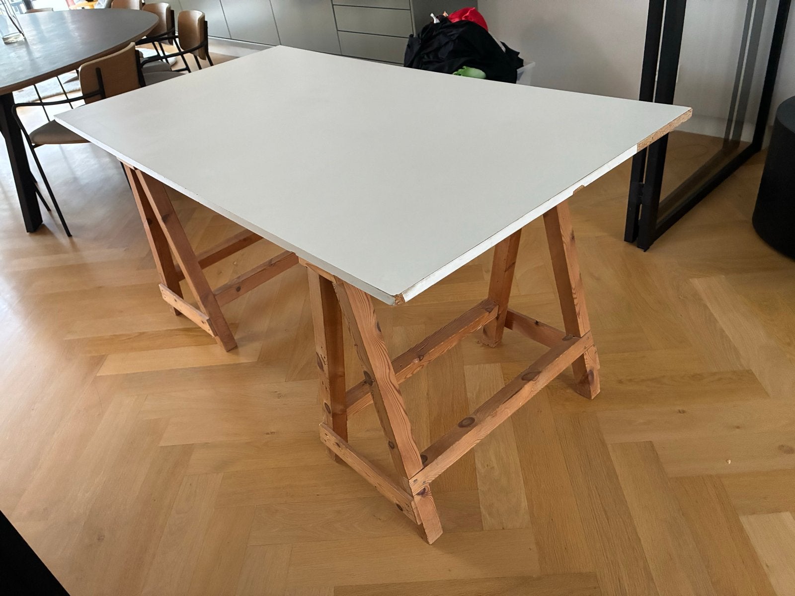 Tafel van schragen en los blad, Huis en Inrichting, Gebruikt, 100 tot 150 cm, Vier personen, Rechthoekig