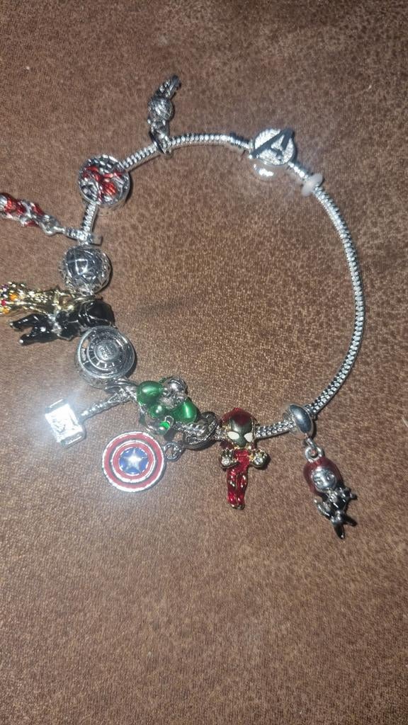 Marvel Adventure Armband met Bedels, Overige merken, Overige materialen, Ophalen of Verzenden, Zo goed als nieuw
