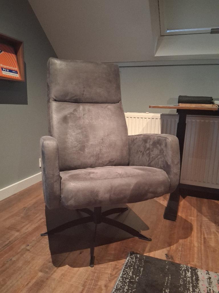 Fauteuil met relaxfunctie, Huis en Inrichting, Fauteuils, Ophalen, Gebruikt, Leer, 75 tot 100 cm