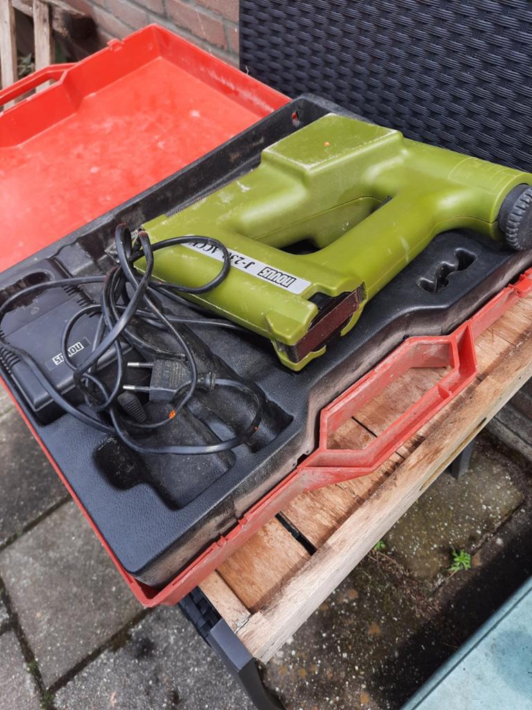 Te koop Novus nietapparaat op accu, Ophalen of Verzenden