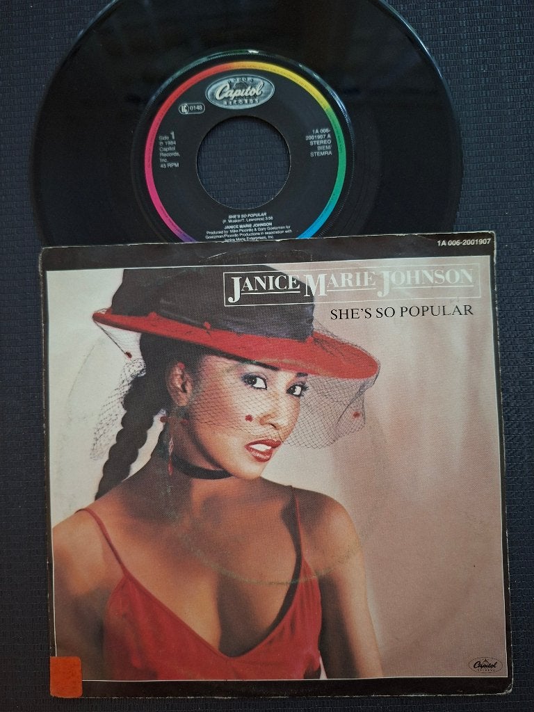 Janice Marie Johnson - She's so popular ( Funk,Soul ), Ophalen of Verzenden, Zo goed als nieuw, 7 inch, Pop