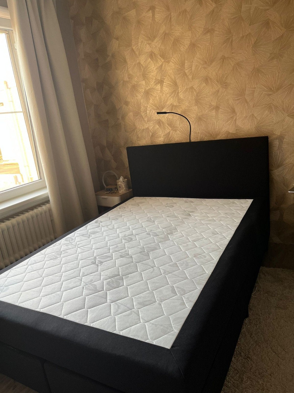 Boxspring 140x200 cm., Ophalen, Gebruikt, Zwart, 140 cm