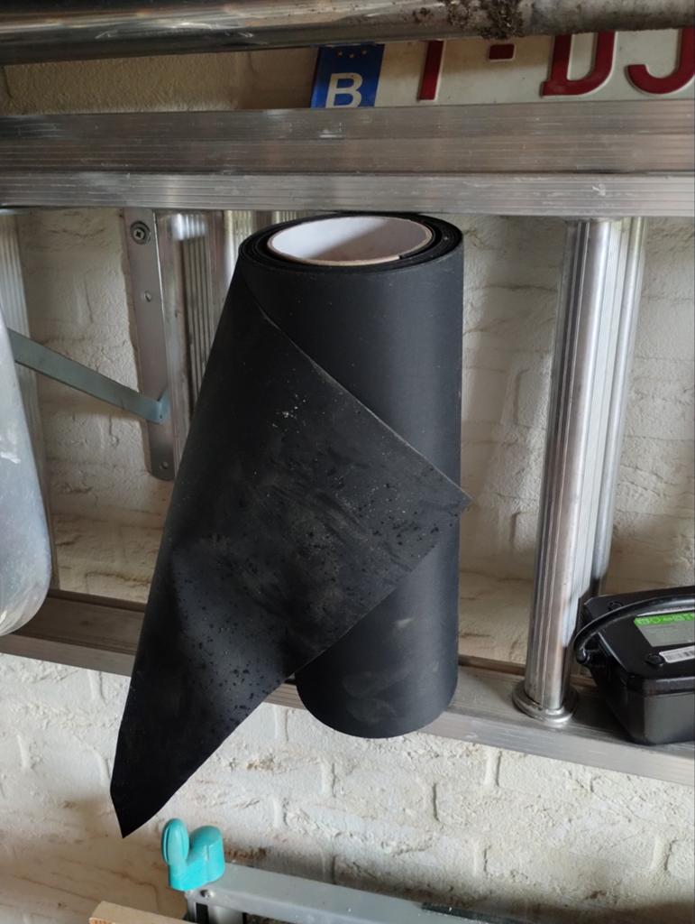 EPDM dakbedekking 30cm breed, ca. 5 meter op rol, Ophalen of Verzenden