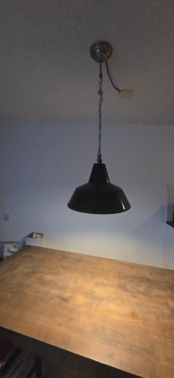 Vintage Zwarte Industriële Hanglamp met Ketting, Gebruikt, E27 (groot), Ophalen of Verzenden, Industrieel, Vintage