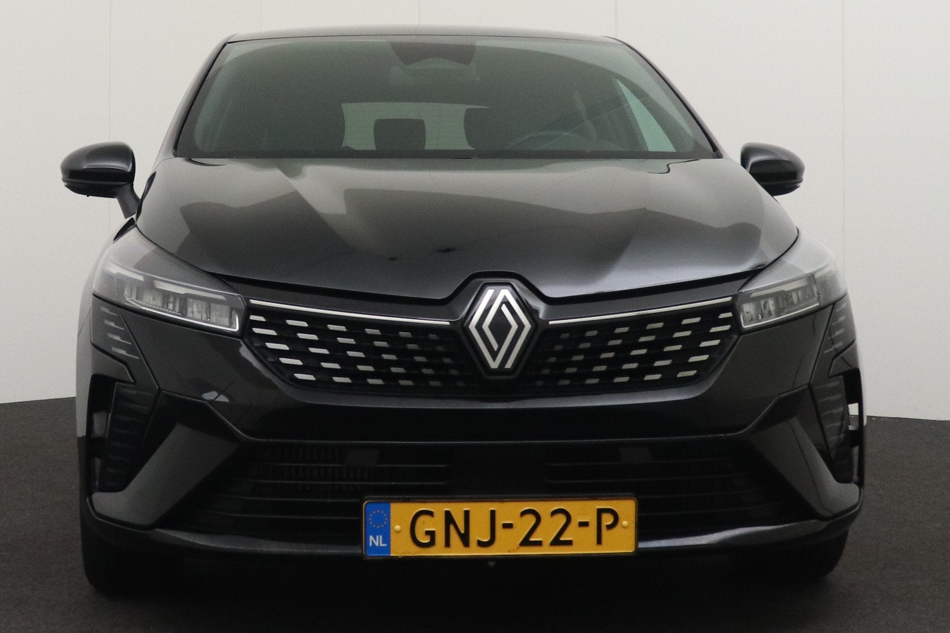 Renault Clio 1.0 TCe 90 GPF techno Camera Carplay Climate, Voorwielaandrijving, Dealer onderhouden, Gebruikt, Euro 6