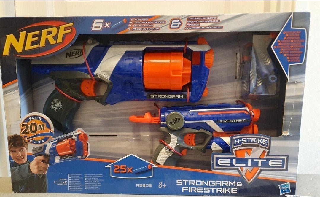 Nerf Strongarm en Firestrike in doos, Kinderen en Baby's, Speelgoed | Buiten | Actiespeelgoed, Ophalen of Verzenden, Zo goed als nieuw