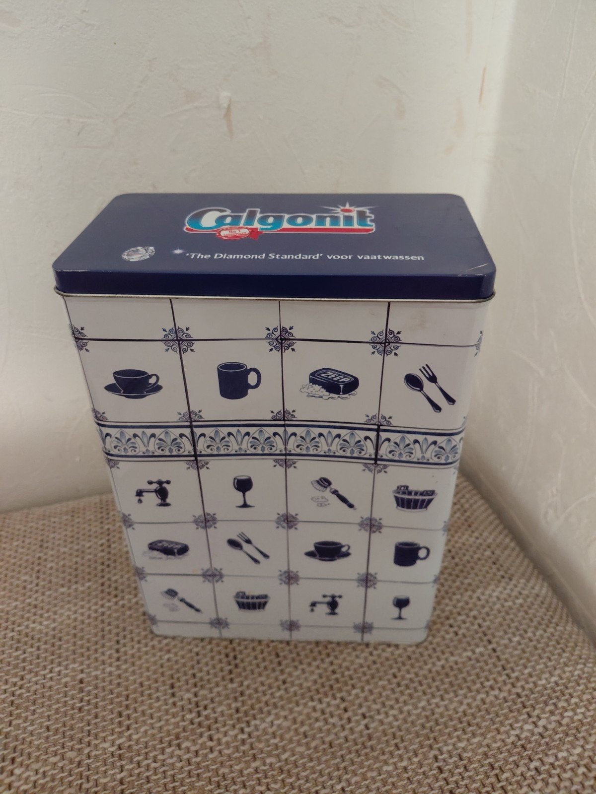 Calgonit voorraadblik - HIP Amsterdam - Delfts blauw stijl, Huis en Inrichting, Ophalen of Verzenden