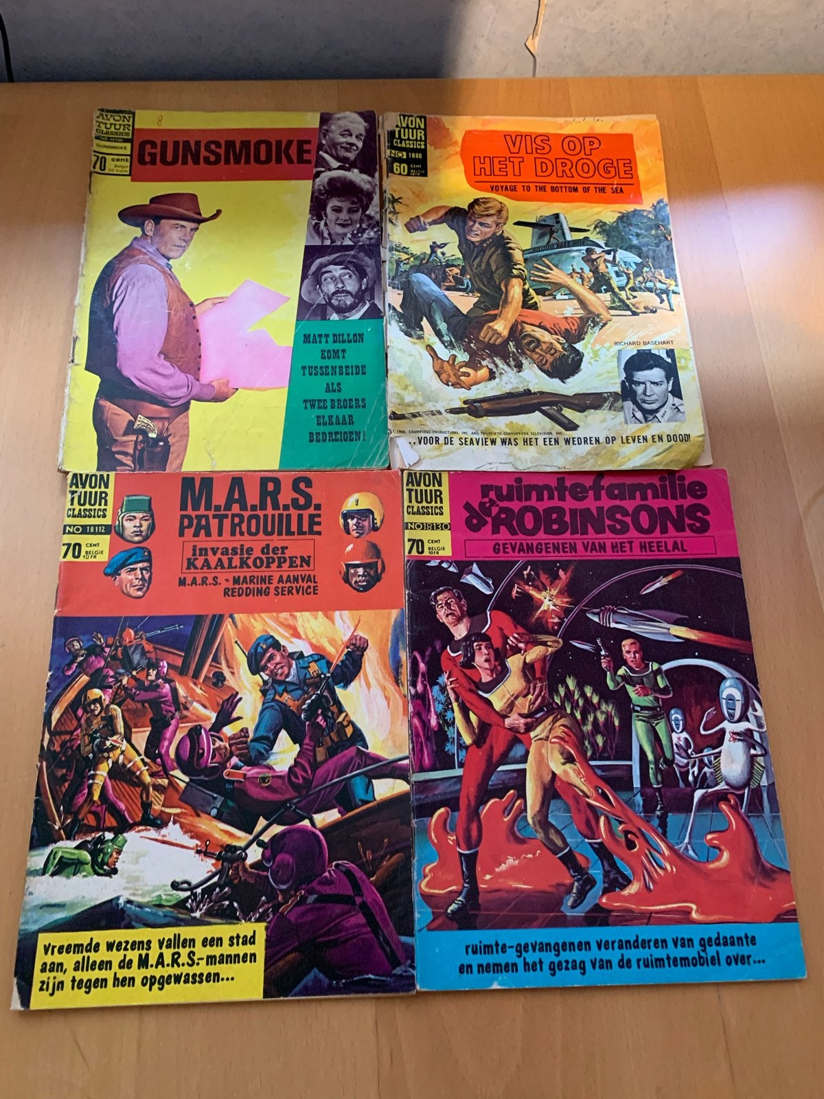 Avon Avontuur Classics: Gunsmoke, Vis op het Droge, M.A.R.S., Boeken, Stripboeken, Meerdere stripboeken, Ophalen of Verzenden