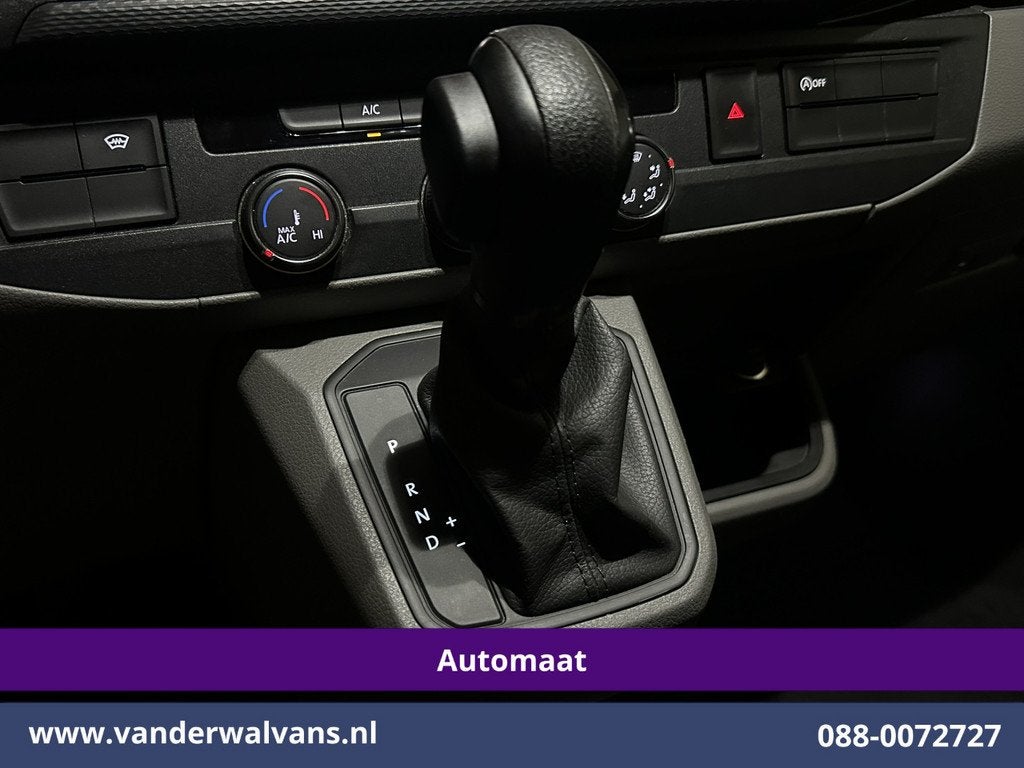 Volkswagen Transporter 2.0 TDI 150pk Automaat L1H1 Inrichtin, Stof, Gebruikt, 4 cilinders, 150 pk