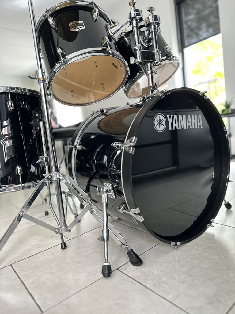 Yamaha Gigmaker Rydeen Standard Drumstel Zwart met Extra's, Muziek en Instrumenten, Ophalen, Gebruikt, Yamaha