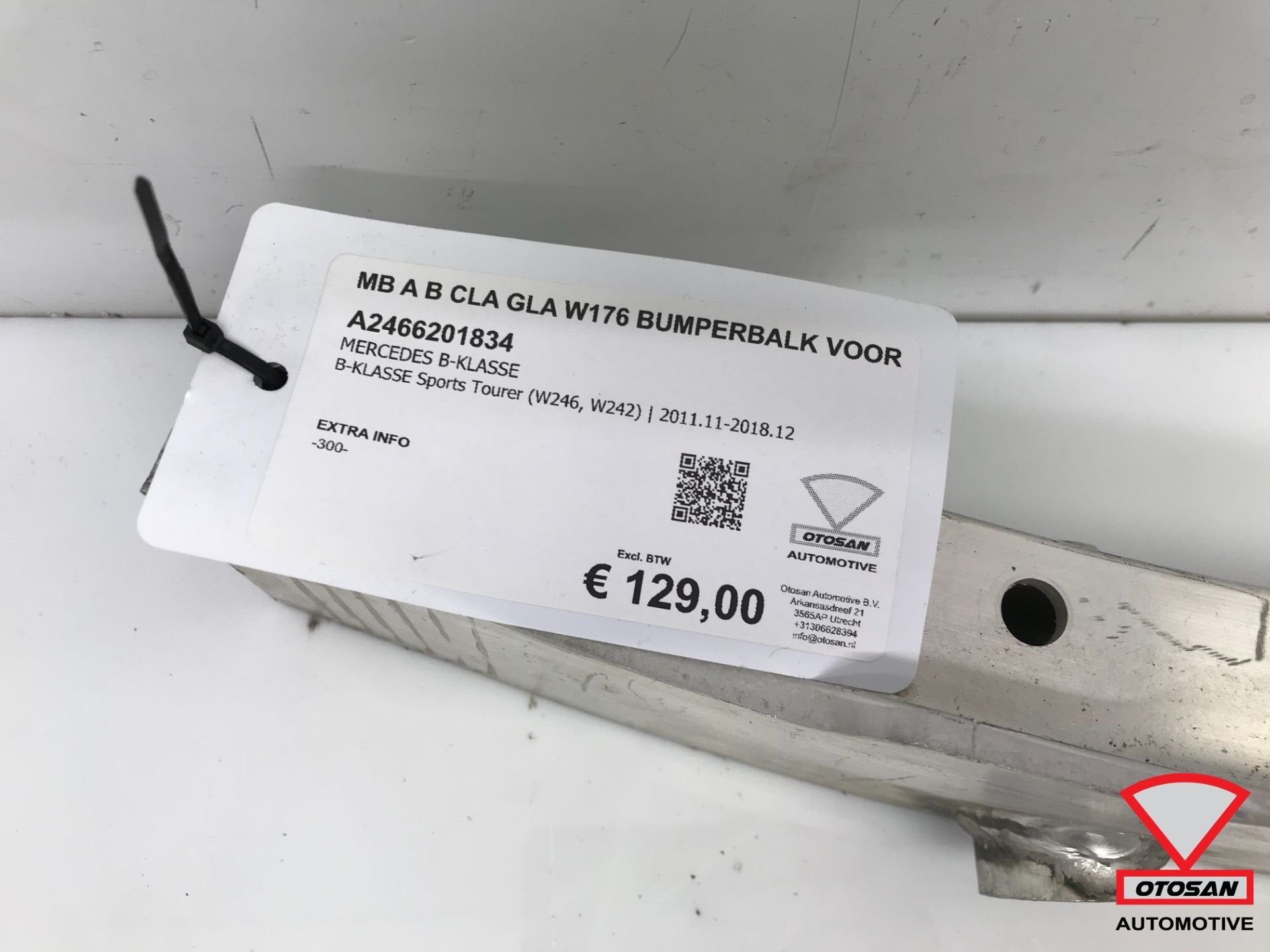 Mercedes A B CLA GLA W176 W246 w117 W156 Bumperbalk Voor A24, Auto-onderdelen, Gebruikt, Mercedes-Benz AG, Mercedes-Benz, Ophalen of Verzenden