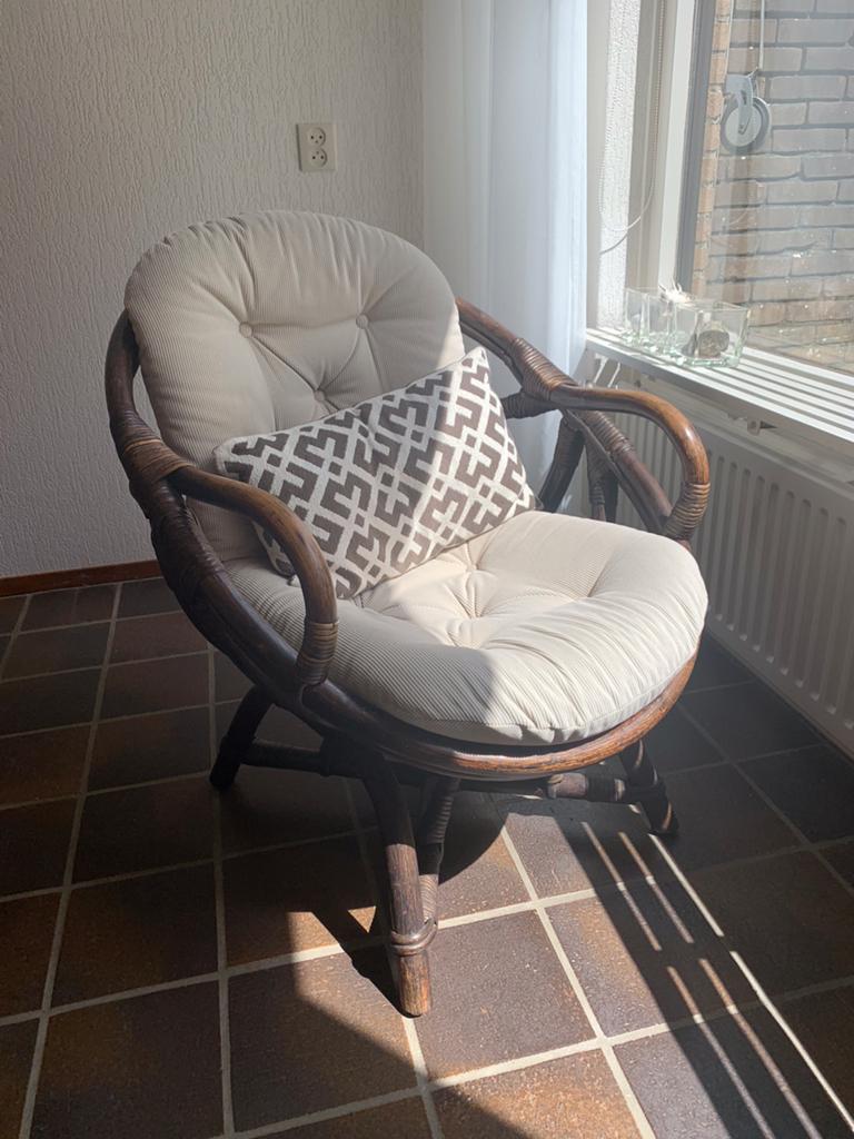 2 rotan stoelen, Ophalen, Bruin, Twee