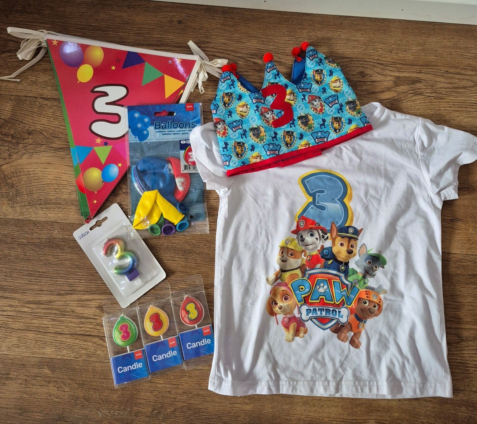 Paw Patrol 3e Verjaardag Feestpakket Shirt, Kroon & deco, Ophalen of Verzenden, Gebruikt, Feestartikel, Verjaardag