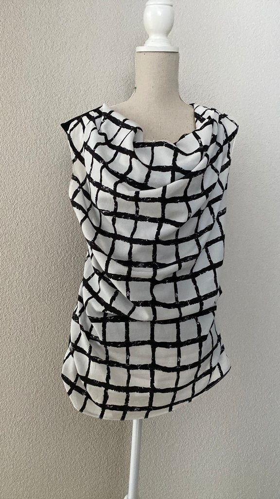 Top waterval hals Zwart-Wit geruit maat 40 Merk Question, Kleding | Dames, Maat 38/40 (M), Overige kleuren, Ophalen of Verzenden