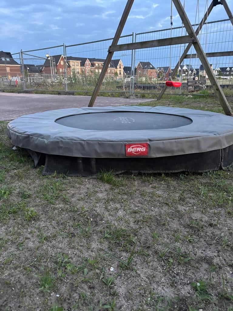 BERG trampoline inbound grijs, Ophalen, Gebruikt