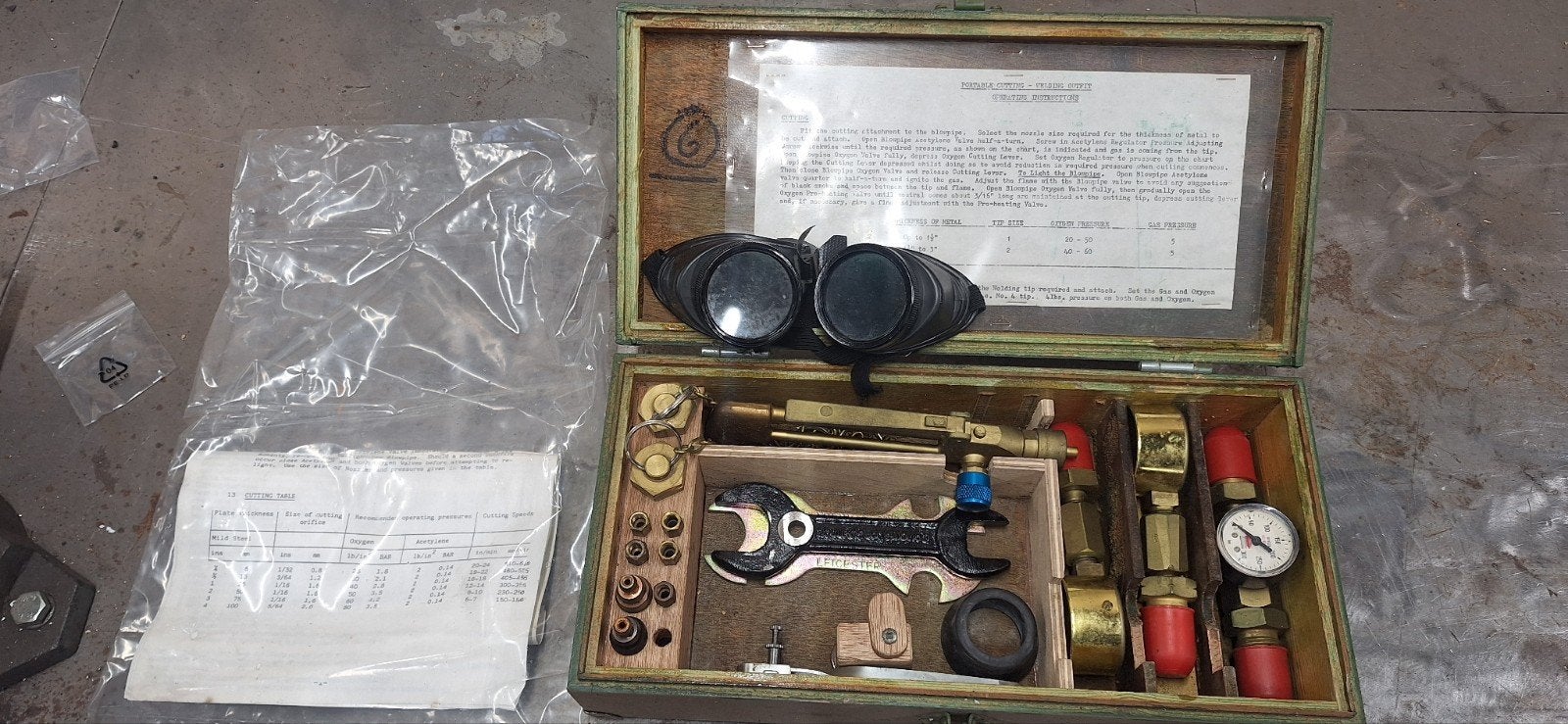 Vintage Draagbare Snij- en Lasuitrusting in Houten Kist, Ophalen of Verzenden, Gebruikt, Minder dan 150 ampère, Overige typen