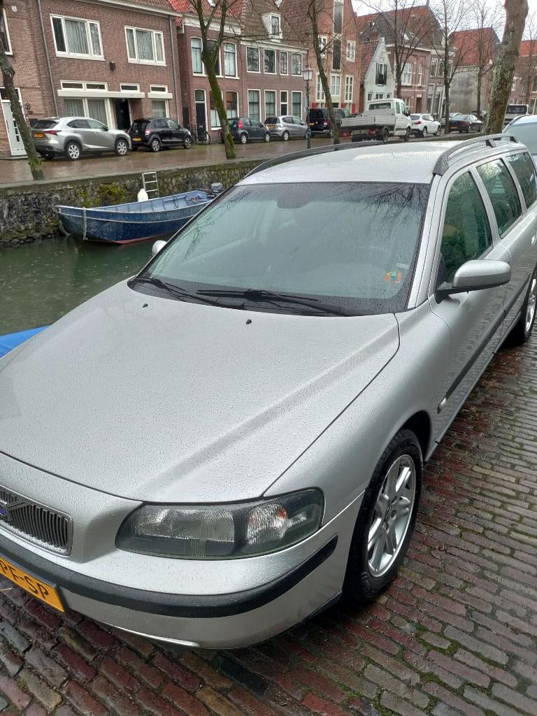 De ultieme kilometervreter: Volvo V70 2.4 Edition (LPG G3), Auto's, Voorwielaandrijving, 1800 kg, 4 cilinders, Stationwagon