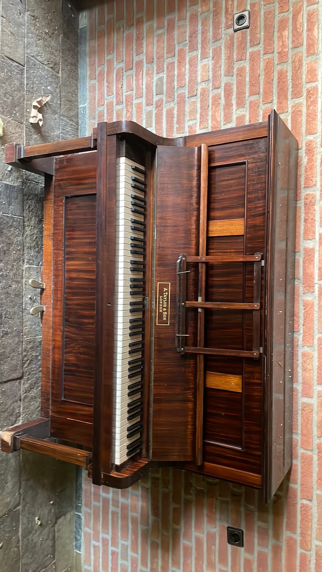 Piano A. Taylor & Son London, Muziek en Instrumenten, Ophalen, Zo goed als nieuw