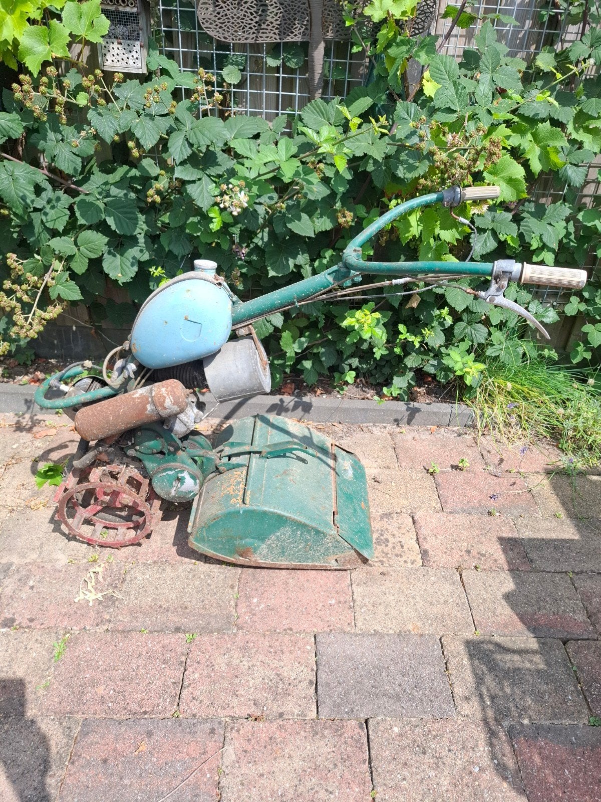 Agria 2 x, Tuin en Terras, Ophalen, Gebruikt