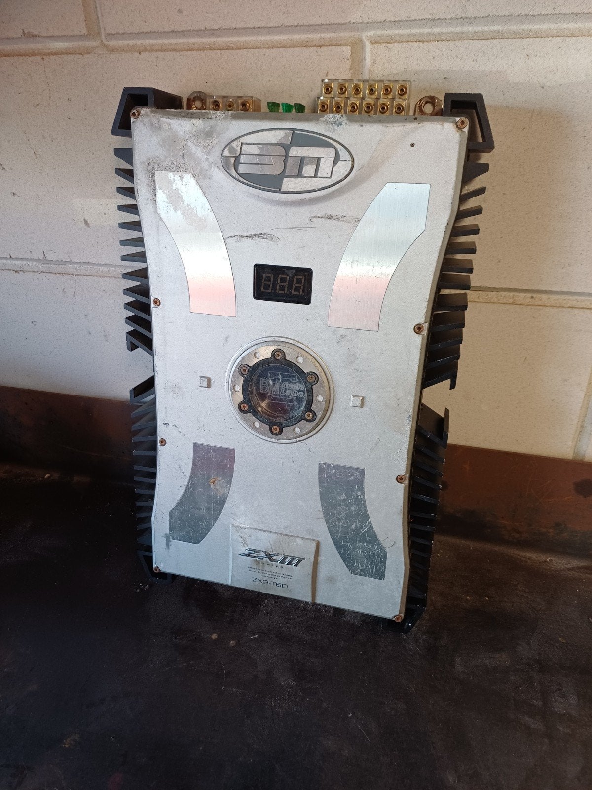 Boschmann ZX3-T6D 6-kanaals Autoversterker 3900W, Overige merken, Ophalen of Verzenden, 120 watt of meer, Gebruikt