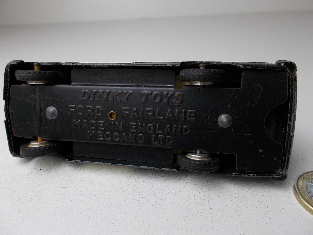 1962 Dinky Toys 258 FORD FAIRLANE "POLICE". I.g.st. (-E-), Ophalen of Verzenden, Zo goed als nieuw, Auto, Dinky Toys