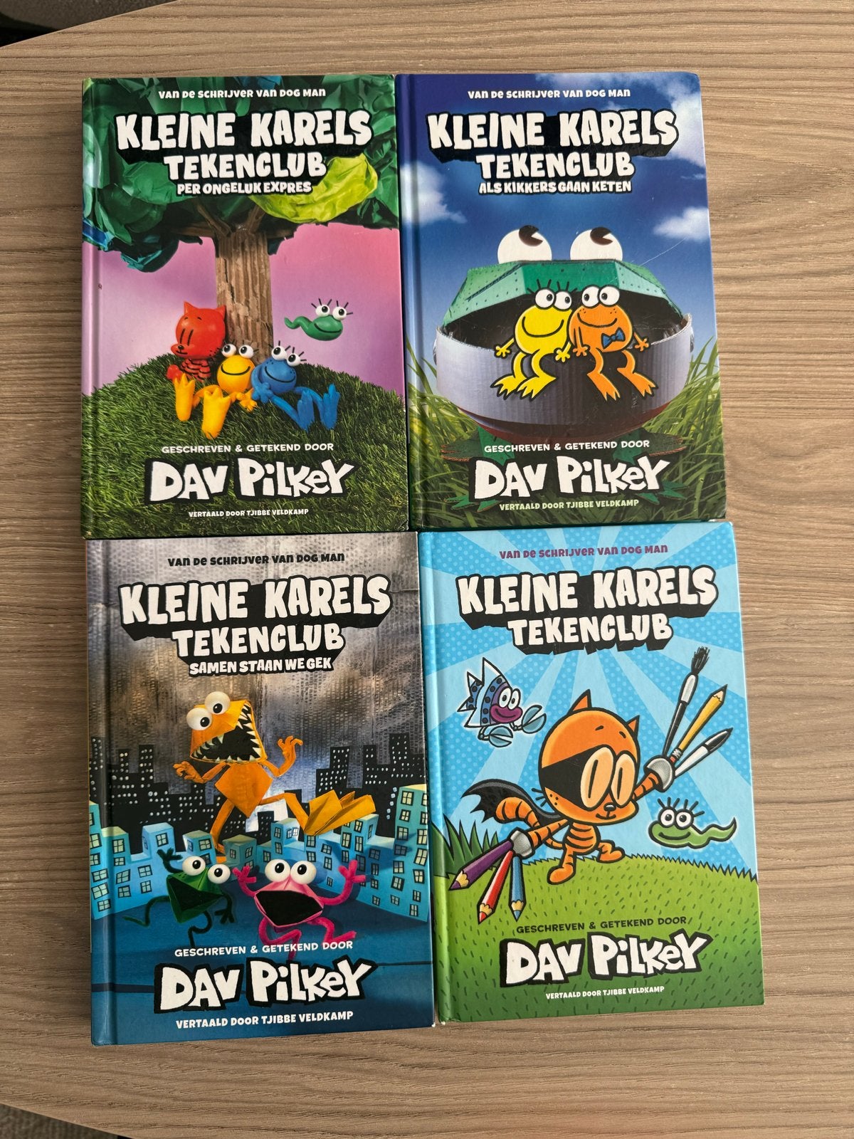 Dav Pilkey - Kleine Karels Tekenclub (4 boeken), Ophalen of Verzenden, Zo goed als nieuw, Fictie algemeen