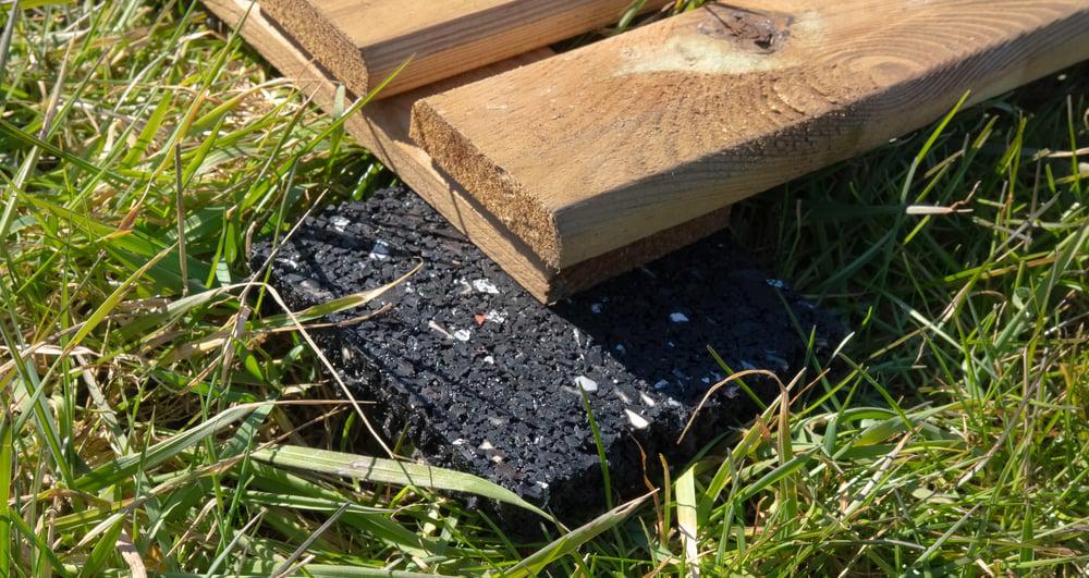 270 stuks rubberen tegeldragers rond, Tuin en Terras, Ophalen, Gebruikt, Overige materialen