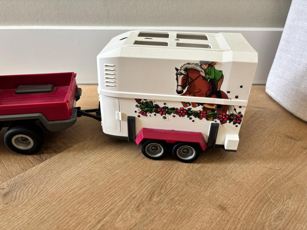 Schleich pick-up truck met paardentrailer, Kinderen en Baby's, Speelgoed | Speelgoedvoertuigen, Ophalen of Verzenden, Zo goed als nieuw
