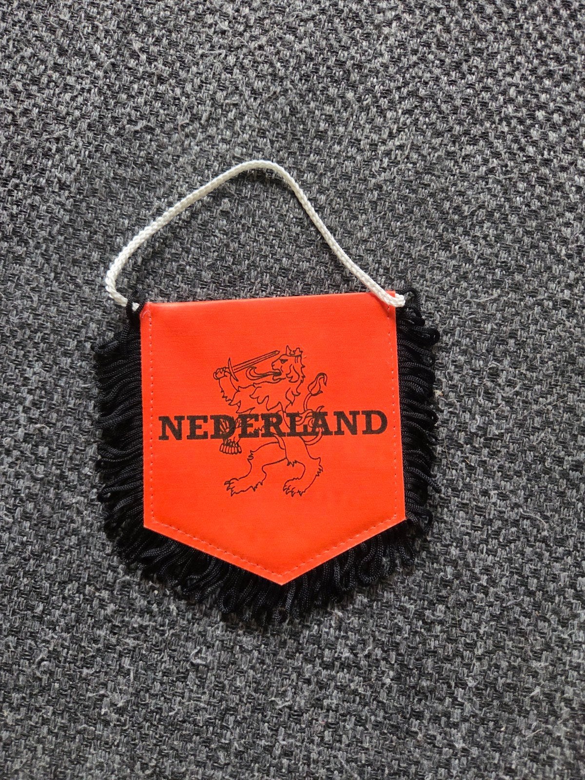 Vintage Nederland Oranje voetbalvaantje met leeuw, Ophalen, Gebruikt, Overige binnenlandse clubs, Vaantje of Sjaal