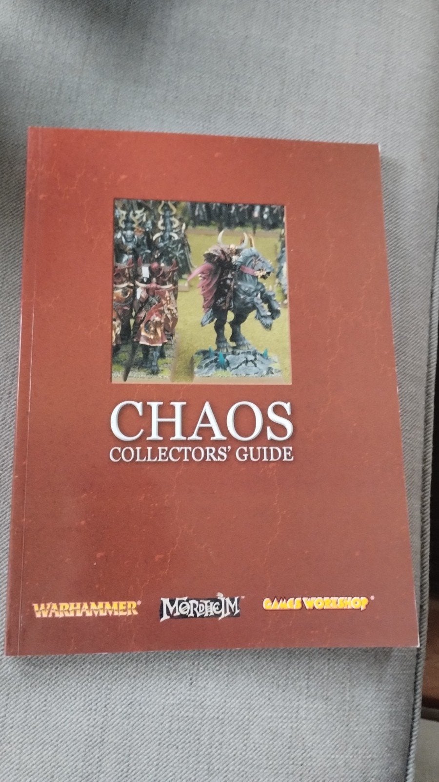 Warhammer Chaos Collectors' Guide - Games Workshop, Hobby en Vrije tijd, Ophalen of Verzenden, Zo goed als nieuw, Warhammer, Boek of Catalogus