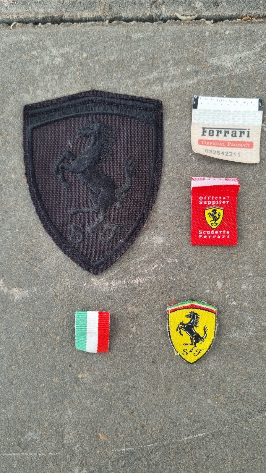 Ferrari Patches Set - Officieel Product, Ophalen of Verzenden, Gebruikt, Auto's