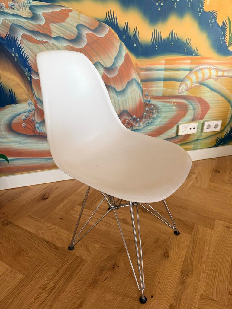 4x Eames DSR stijl stoelen - Wit, Huis en Inrichting, Stoelen, Zo goed als nieuw, Vier, Kunststof, Wit, Ophalen