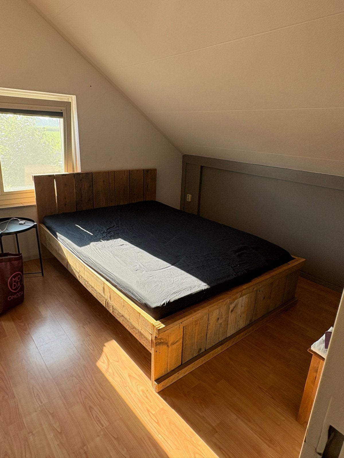 Houten bedframe, Huis en Inrichting, Ophalen, Gebruikt, Bruin, Tweepersoons