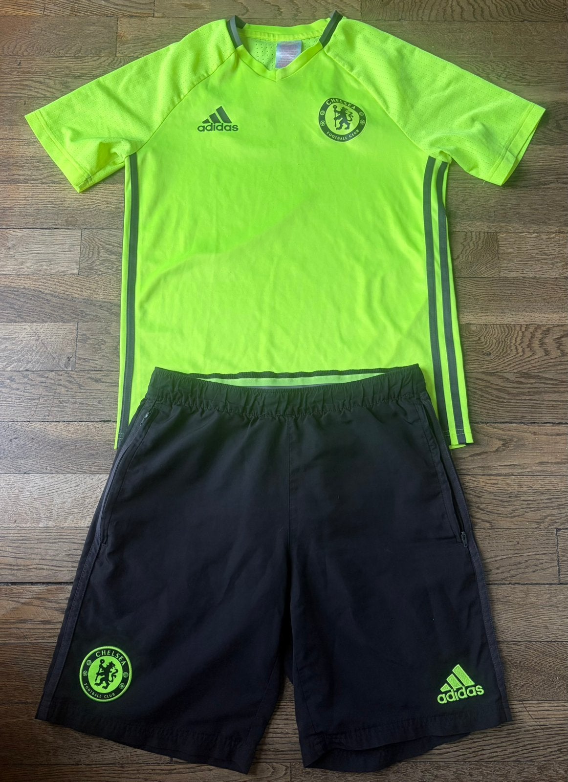 CHELSEA TENU MAAT 164/XS, Maat XS of kleiner, Ophalen of Verzenden, Zo goed als nieuw, Shirt