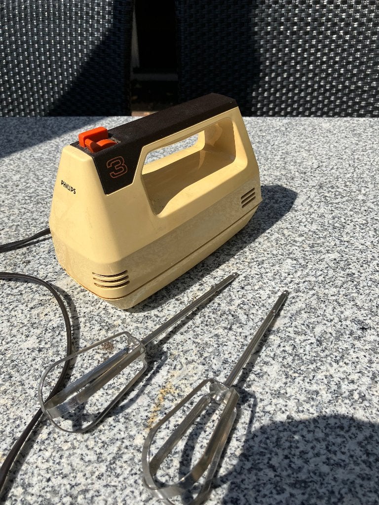 VINTAGE PHILIPS HANDMIXER, Witgoed en Apparatuur, Gebruikt, 3 snelheden of meer, Ophalen of Verzenden, 2 tot 3 liter