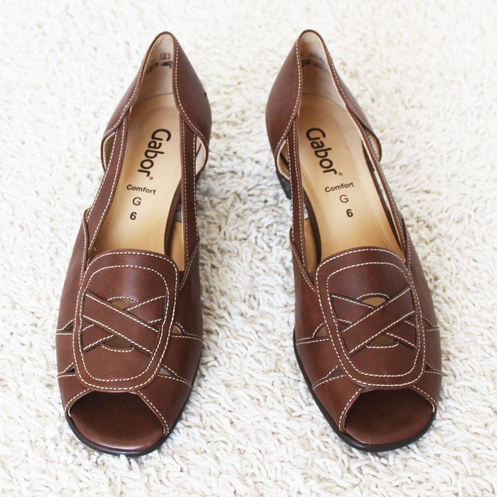 Zeer Mooie Leren Gabor Schoenen s1 (Maat 6G/39) € 45,-, Kleding | Dames, Pumps, Bruin, Gabor, Ophalen of Verzenden